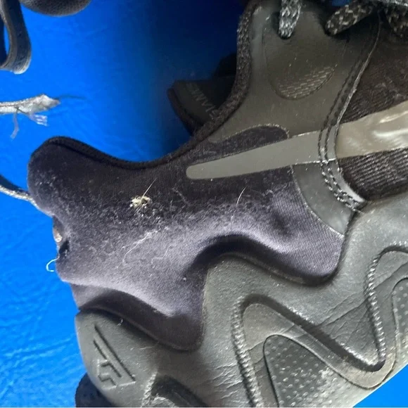 Nike black Gianni’s antetokounmpo size 10.5 mens used - Picture 10 of 10